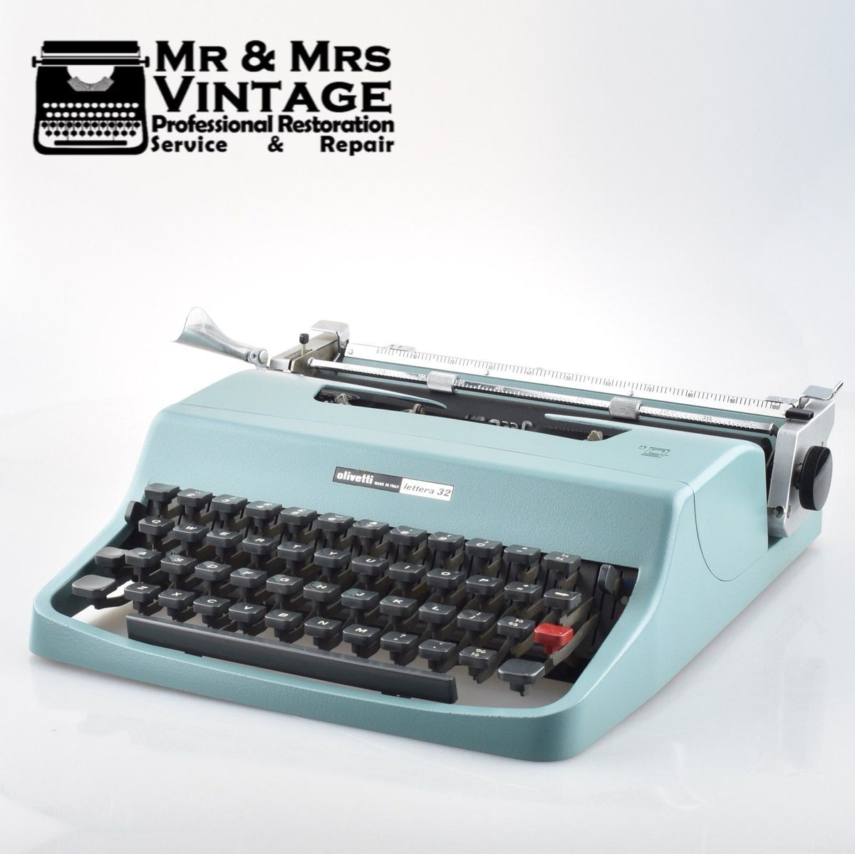 Olivetti Lettera 32 Typewriter - Made in Italy - UK & WORLDWIDE