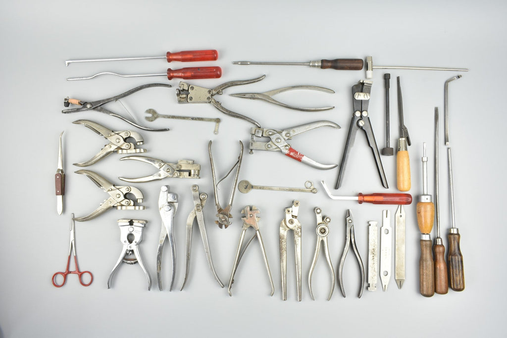 Typewriter repair and restoration vintage tools – Mr & Mrs Vintage