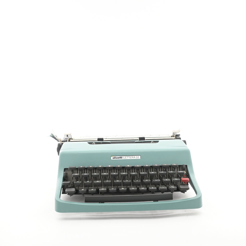 Olivetti Lettera 32 Typewriter - Made in Italy - WORLDWIDE SHIPPING