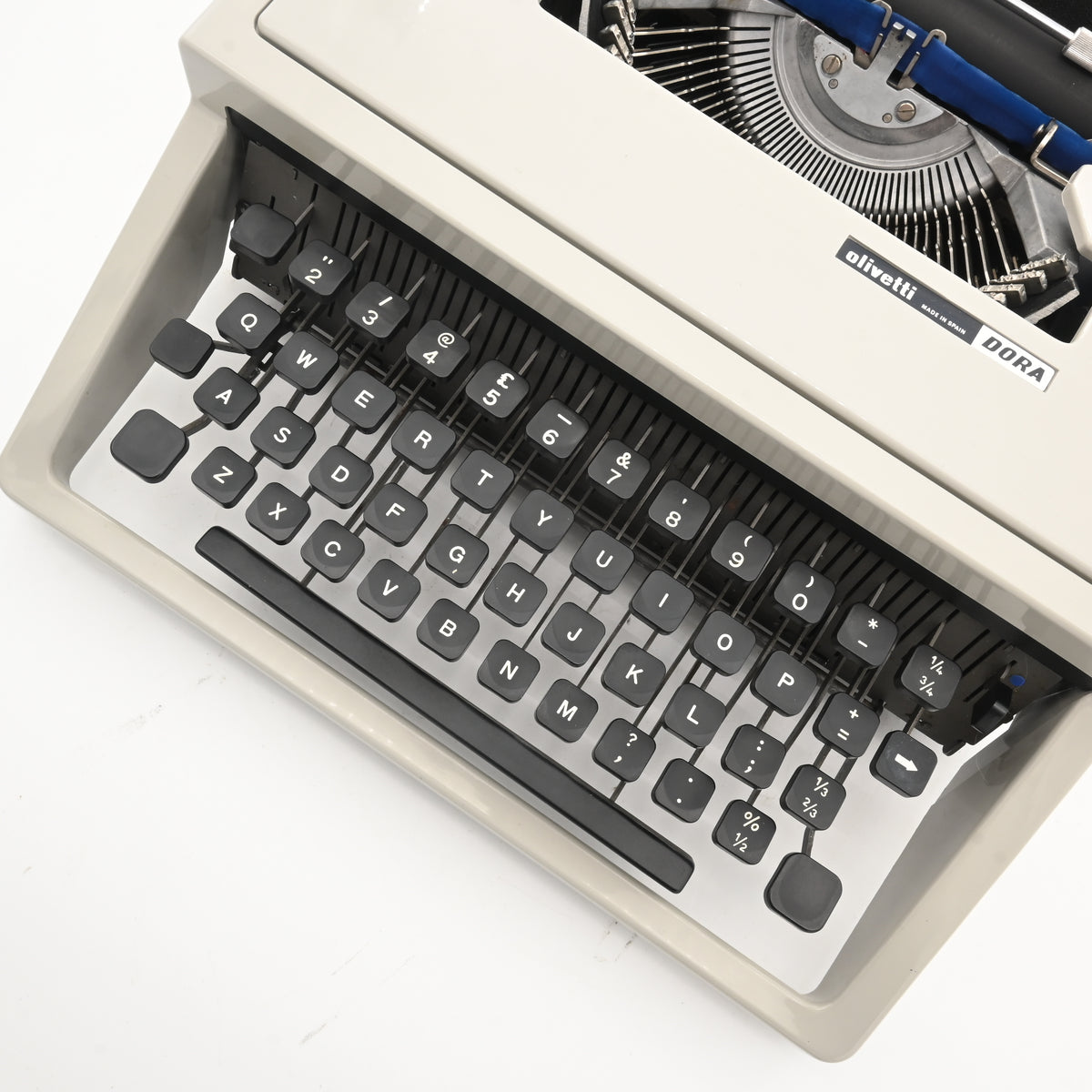 Olivetti DORA Typewriter - Red and Grey - FREE UK POSTAGE – Mr & Mrs ...