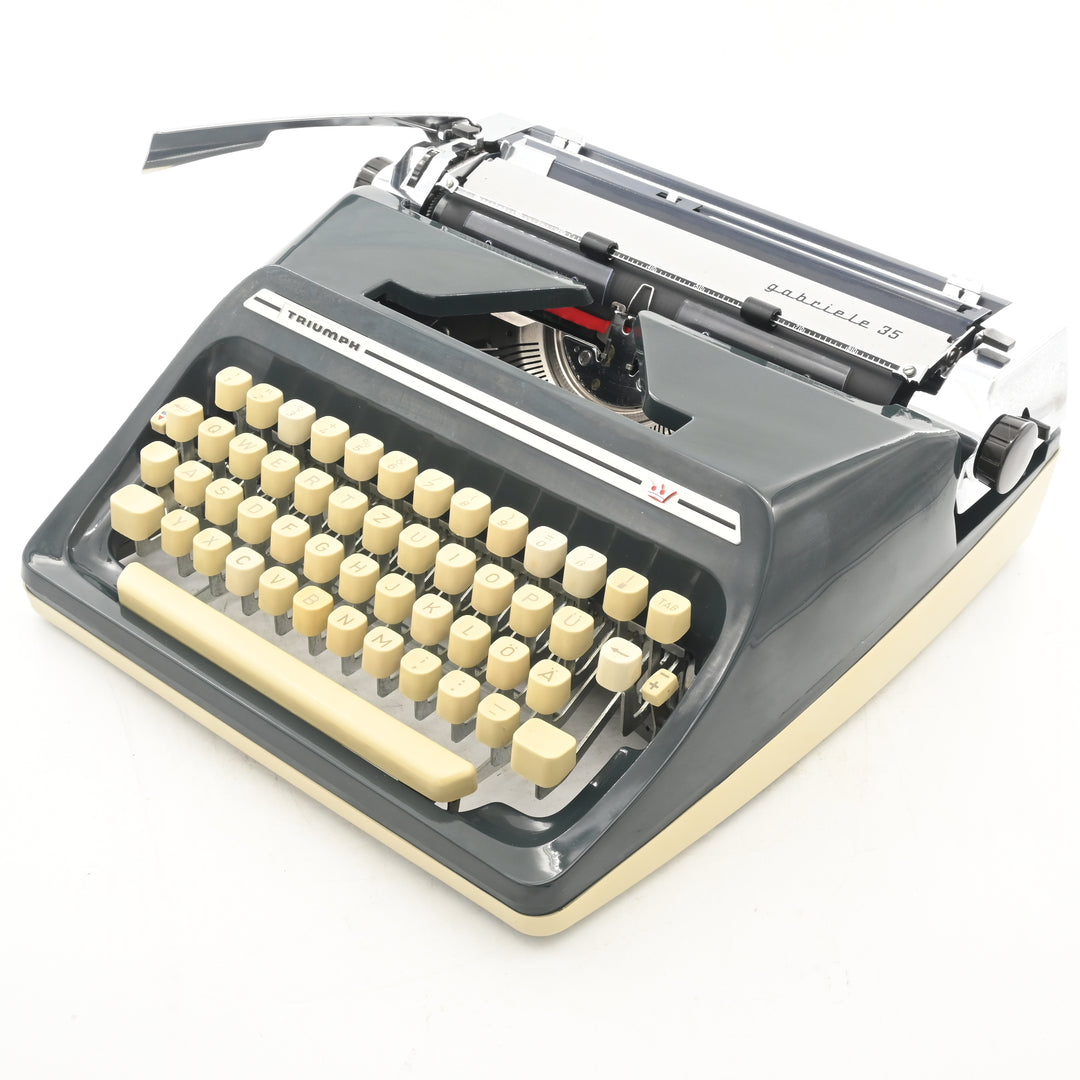 Adler Triumph Gabriele 35 Typewriter - Extremely rare san serif OCR-B
