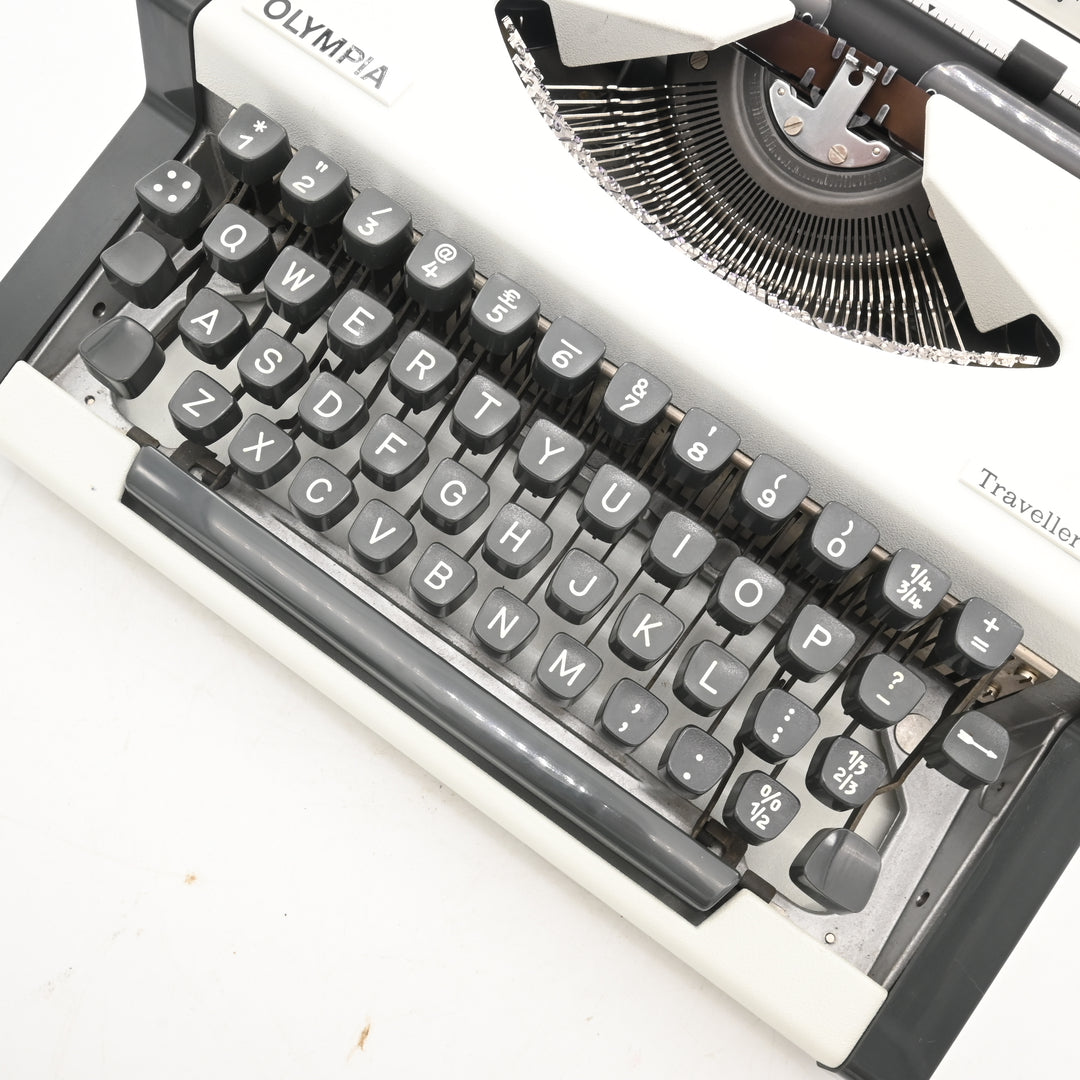 Olympia Traveller De luxe S Typewriter | New Ribbon | UK & WORLDWIDE