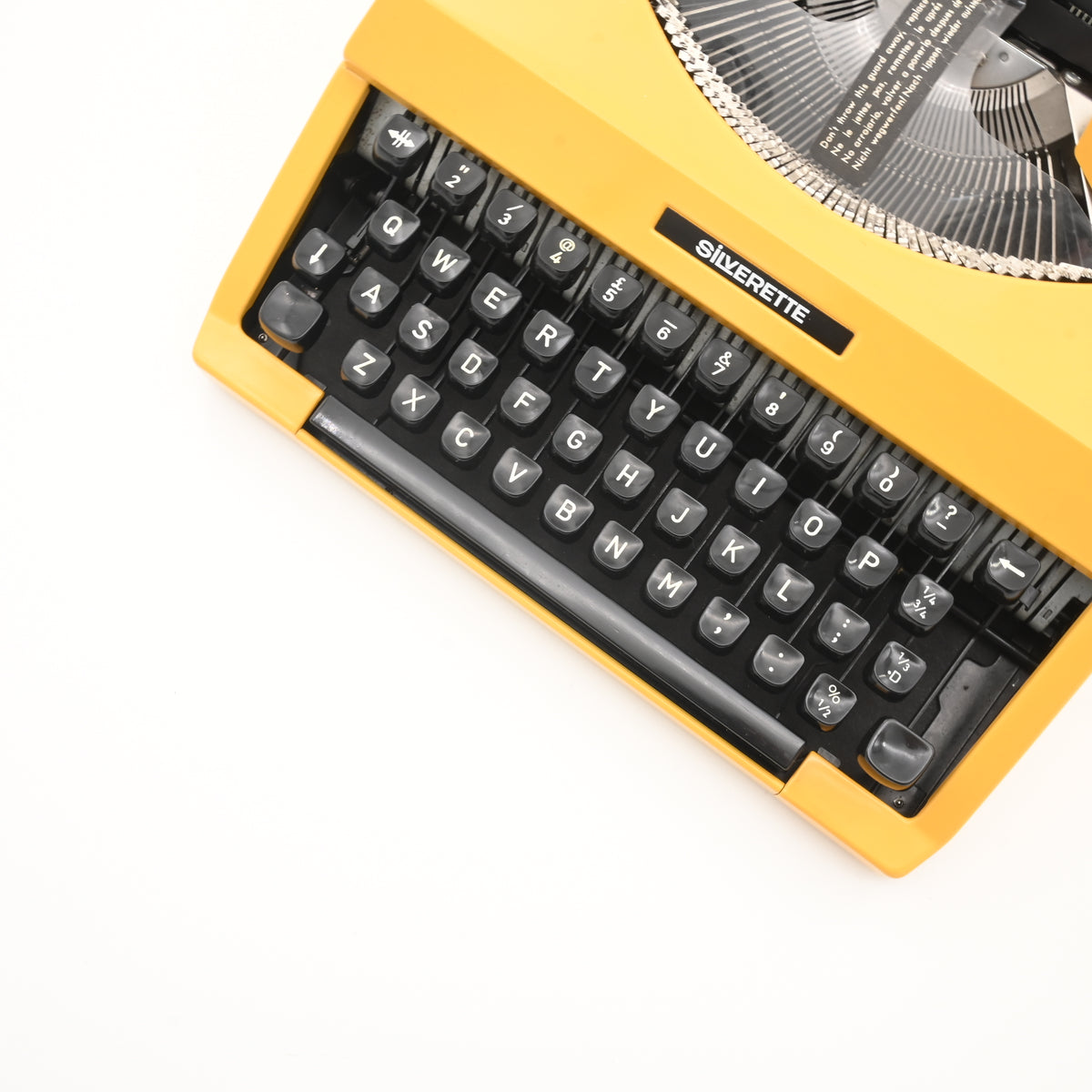 Silverette Typewriter by Silver Reed | NEW Ribbon | FREE UK POSTAGE ...