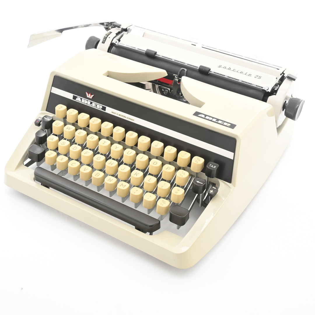 Adler Gabriele 25 Typewriter