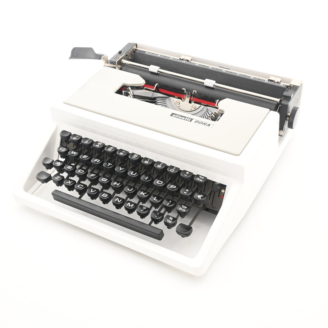 Olivetti Lettera 32 Typewriter - Made in Italy- WORLDWIDE SHIPPING Olivetti Lettera 32 Typewriter - Made in Italy- WORLDWIDE SHIPPING