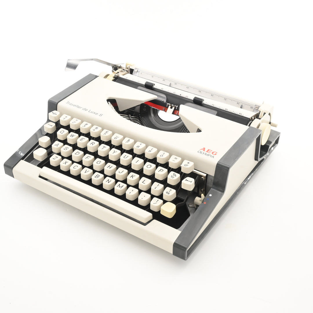 Olympia Traveller De luxe S Typewriter | New Ribbon | UK & WORLDWIDE