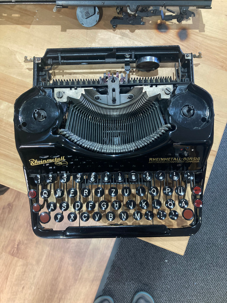 Qwertz Typewriter from Rheinmetall-Borsig, 1920s for sale at Pamono