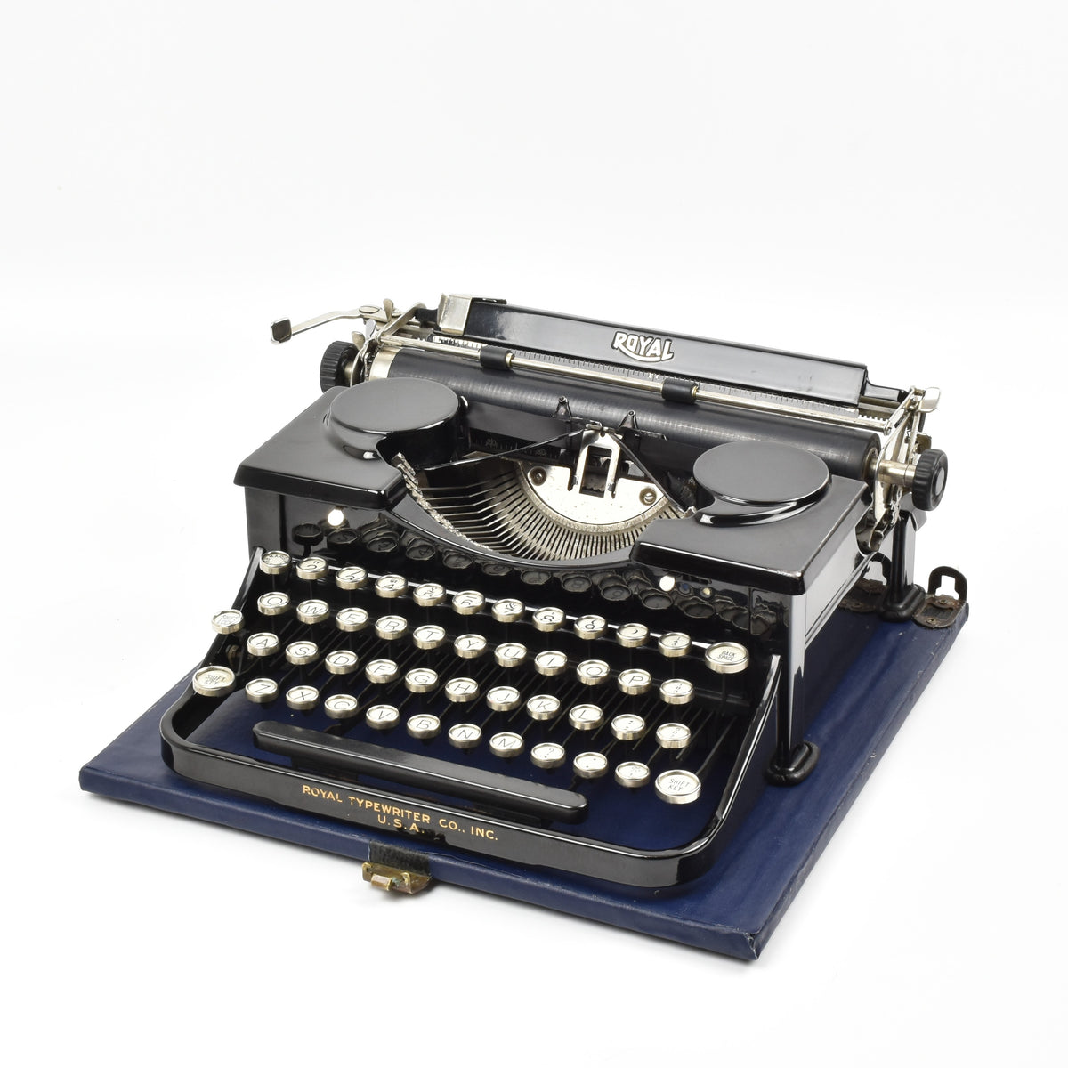 Royal P typewriter in perfect working order and fully restored. – Mr ...