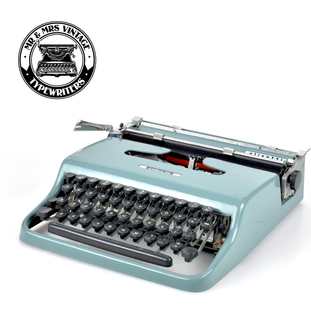 Olivetti Lettera 22 Typewriter | Green Glossy | Refurbished Typewriter