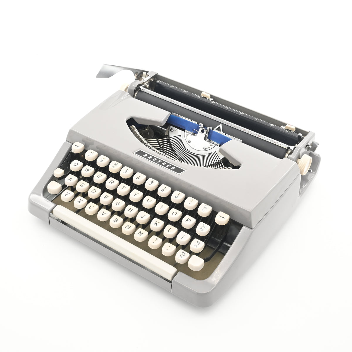 Brother Deluxe 220 Typewriter - New Ribbon - UK & WORLDWIDE SHIPPING ...