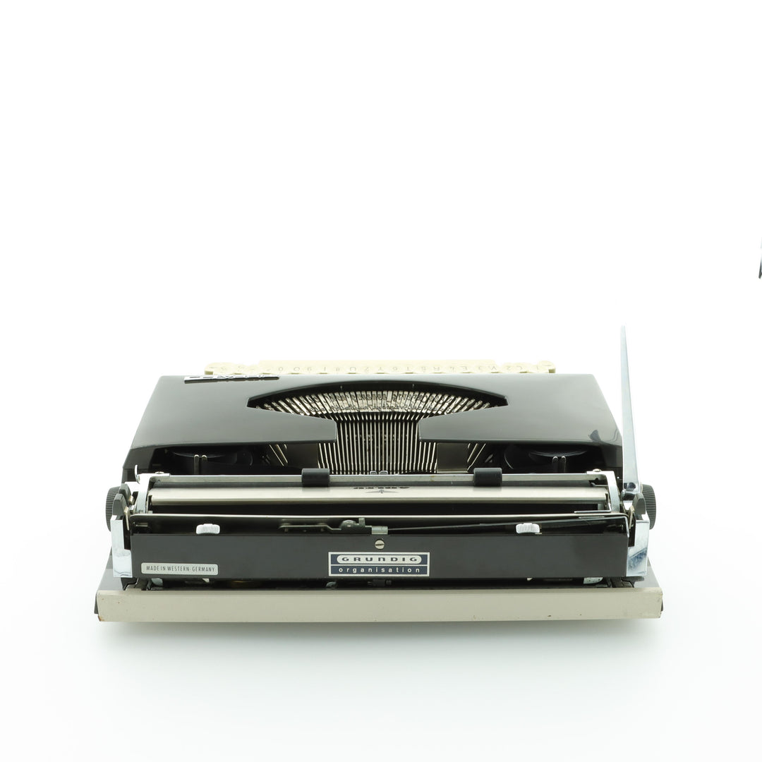 "Cursive" Adler Tippa S Typewriter – Mr & Mrs Vintage Typewriters ltd